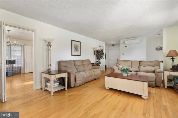 122 AMELIA AVE, Stephens City, VA 22655