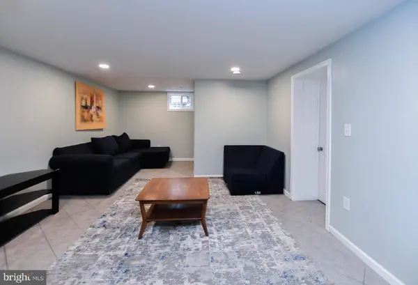 3802 CEDAR DR, Suitland, MD 20746