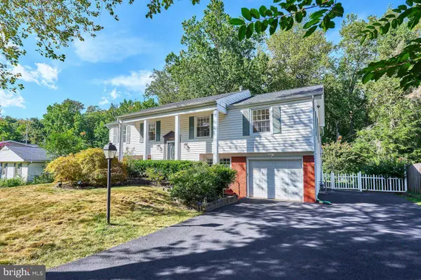 12844 MOUNT ROYAL LN, Fairfax, VA 22033