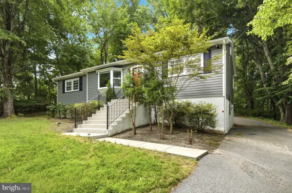 14405 CROOM AIRPORT, Upper Marlboro, MD 20772
