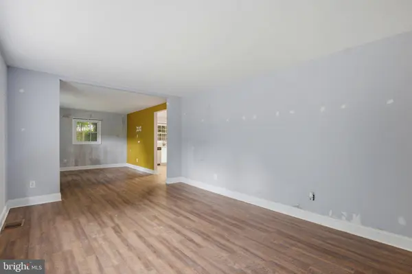 14405 CROOM AIRPORT, Upper Marlboro, MD 20772