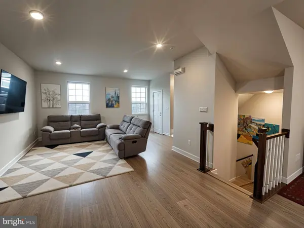 19439 SPOKAN SQ, Leesburg, VA 20175