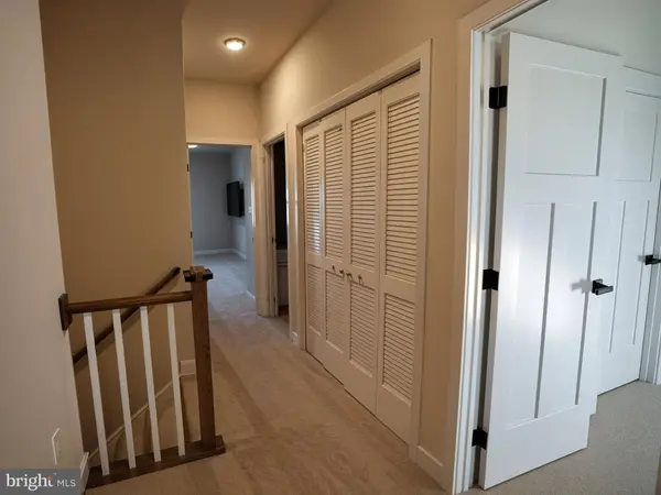 19439 SPOKAN SQ, Leesburg, VA 20175