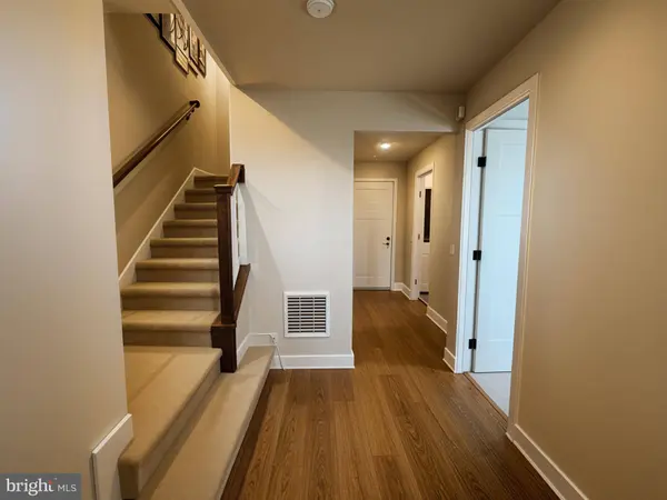 19439 SPOKAN SQ, Leesburg, VA 20175