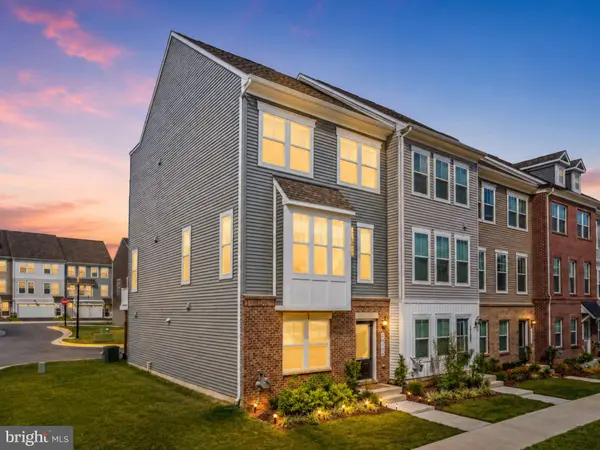 24190 KILBRIDE TER, Sterling, VA 20166