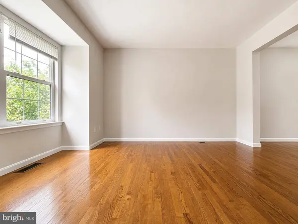 13824 BRIDLINGTON CT, Centreville, VA 20120