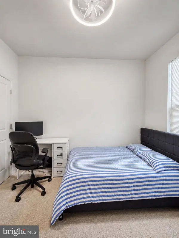 8296 KNIGHT STATION WAY, Manassas, VA 20110