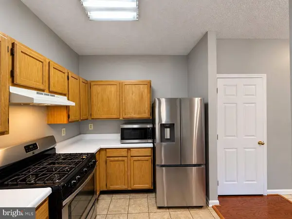14304 ROSY LN #11, Centreville, VA 20121