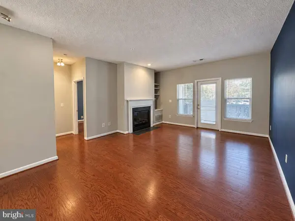 14304 ROSY LN #11, Centreville, VA 20121