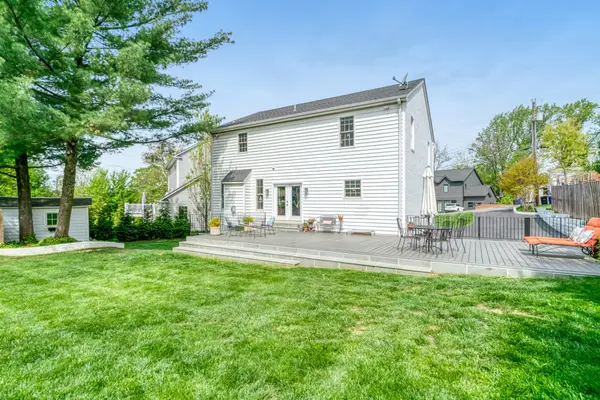 4752 33rd St N, Arlington, VA 22207-4204