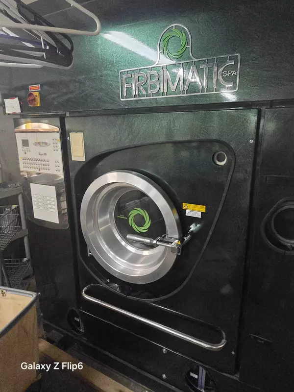 13436 Dumfries Rd, Manassas, VA 20112-4746