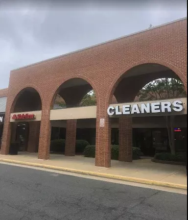 13436 Dumfries Rd, Manassas, VA 20112-4746