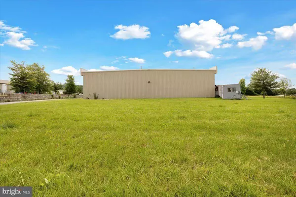 1326 PROGRESS DR, Front Royal, VA 22630