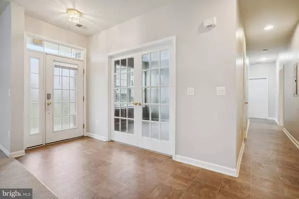 13930 GREENDALE DR, Woodbridge, VA 22191