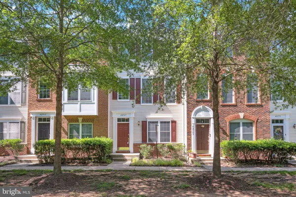 42767 HOLLINGSWORTH TER