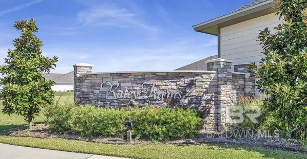453 Parkerman Avenue, Gulf Shores, AL 36542