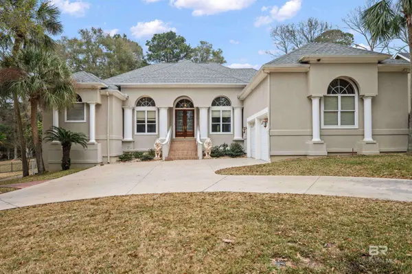 305 Clubhouse Drive, Fairhope, AL 36532