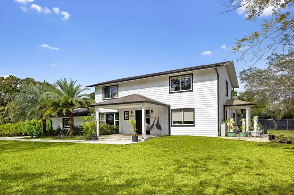 18301 SW 50th St, Weston, FL 33331