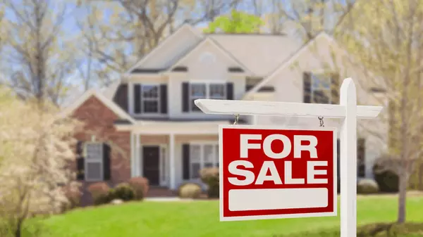 Why Your Home Isn’t Selling (and What to Do About It)