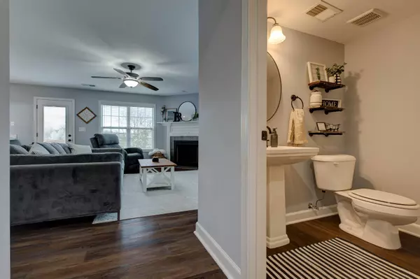 102 Ocaso Court, Georgetown, KY 40324