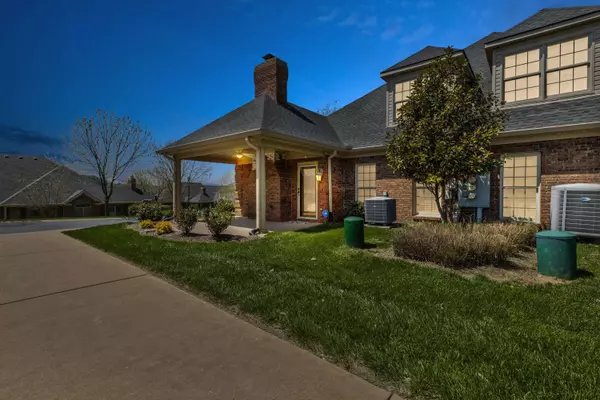 2691 Flying Ebony Drive, Lexington, KY 40509