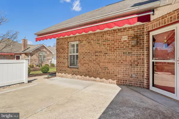 107 VILLAGE WAY #1D, Phoenixville, PA 19460