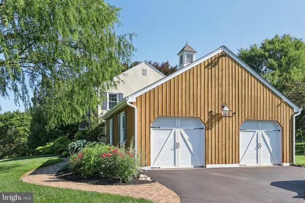 1118 DORSET DR, West Chester, PA 19382