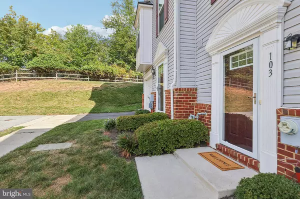 103 SIMMONS ALY, Phoenixville, PA 19460