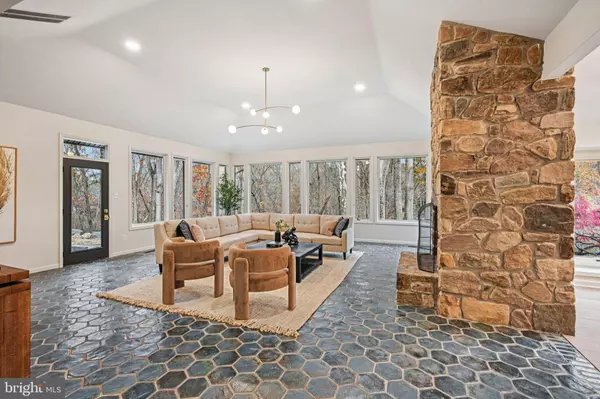 38 RINGFIELD RD, Chadds Ford, PA 19317