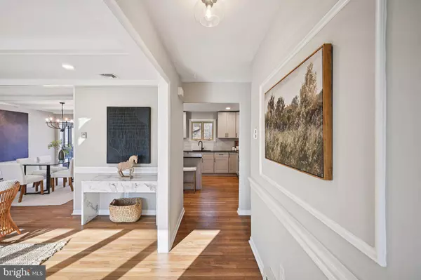 3 EDGEWOOD DR, Downingtown, PA 19335