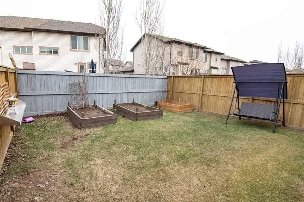 754 Luxstone Gate SW, Airdrie, AB T4B 0H3