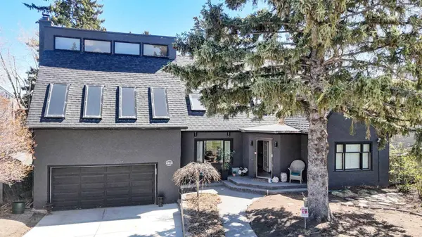 1616 Summer ST SW, Calgary, AB T3C2J6