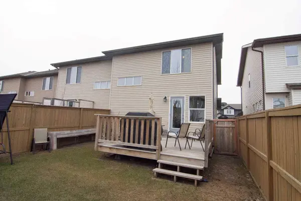 754 Luxstone Gate SW, Airdrie, AB T4B 0H3