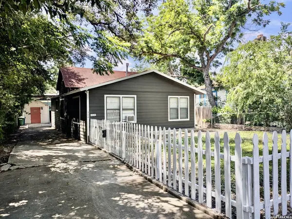 304 E Mistletoe, San Antonio, TX 78212