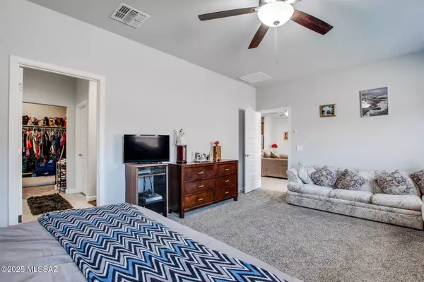 10046 N Cardon Grande Trail, Marana, AZ 85653