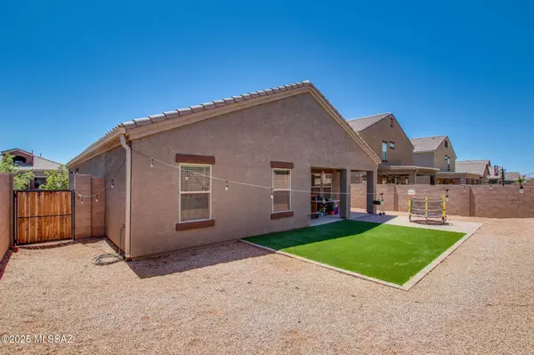 10046 N Cardon Grande Trail, Marana, AZ 85653