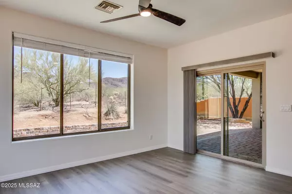 6056 W 10 Star Drive, Tucson, AZ 85713