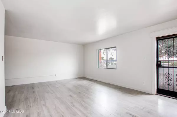 5972 E 22nd Street, Tucson, AZ 85711