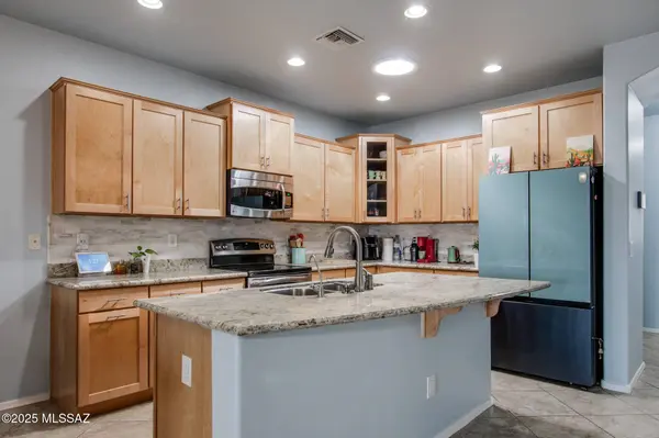 6537 W Sugar Pine Trail, Tucson, AZ 85743
