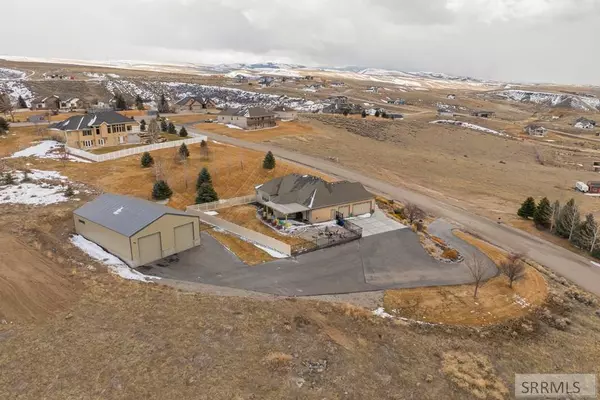 6695 S High Creek Lane IDAHO FALLS, 