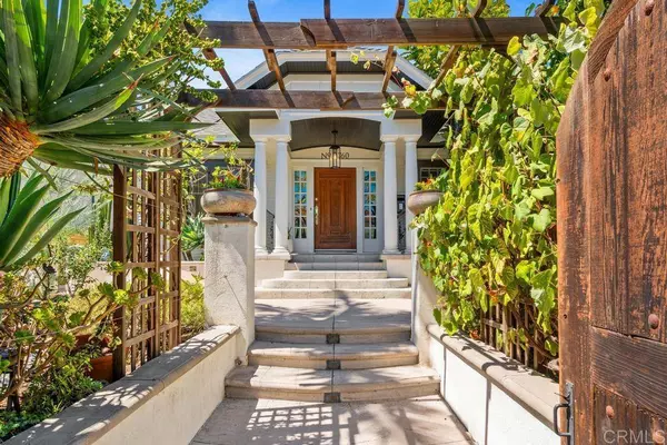 3760 Grim AVE, San Diego, CA 92104