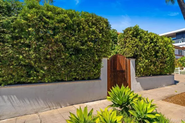 3760 Grim AVE, San Diego, CA 92104