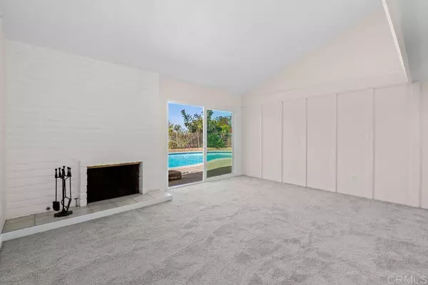 6508 Mira Vista LN, San Diego, CA 92120