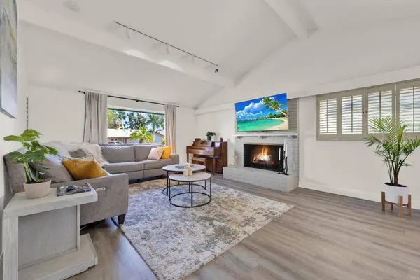 6460 Golfcrest DR, San Diego, CA 92119