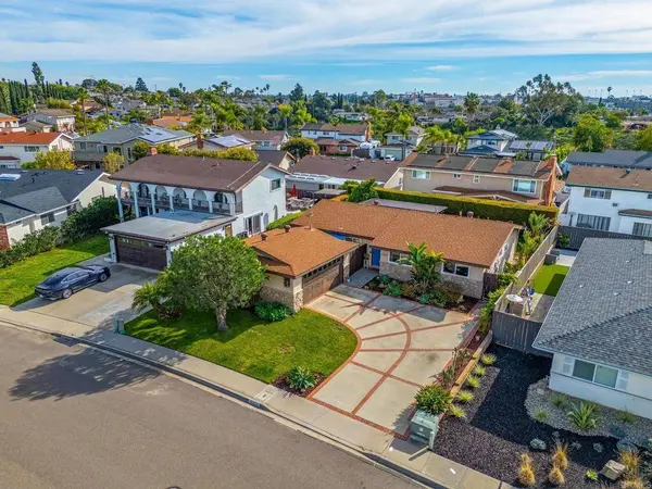 6218 Snowbond ST, San Diego, CA 92120