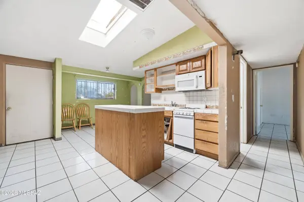 325 W Santa Paula St, Tucson, AZ 85706