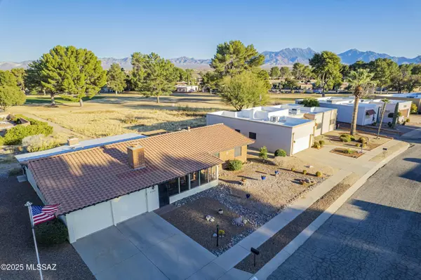 1232 N Paseo Del Cervato, Green Valley, AZ 85614