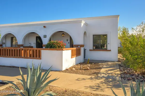 261 S Paseo Tierra, Green Valley, AZ 85614