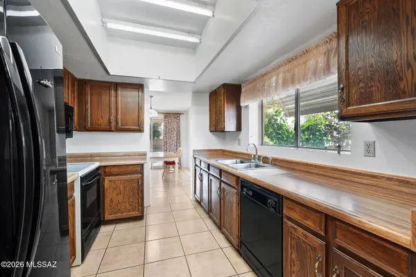 413 W San Ignacio, Green Valley, AZ 85614