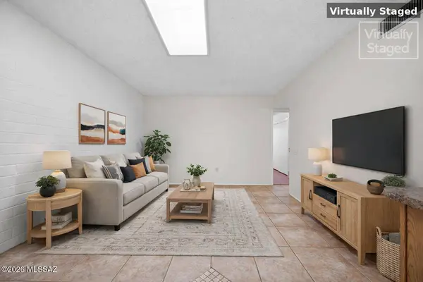 1018 Cll De La Temporada, Green Valley, AZ 85614